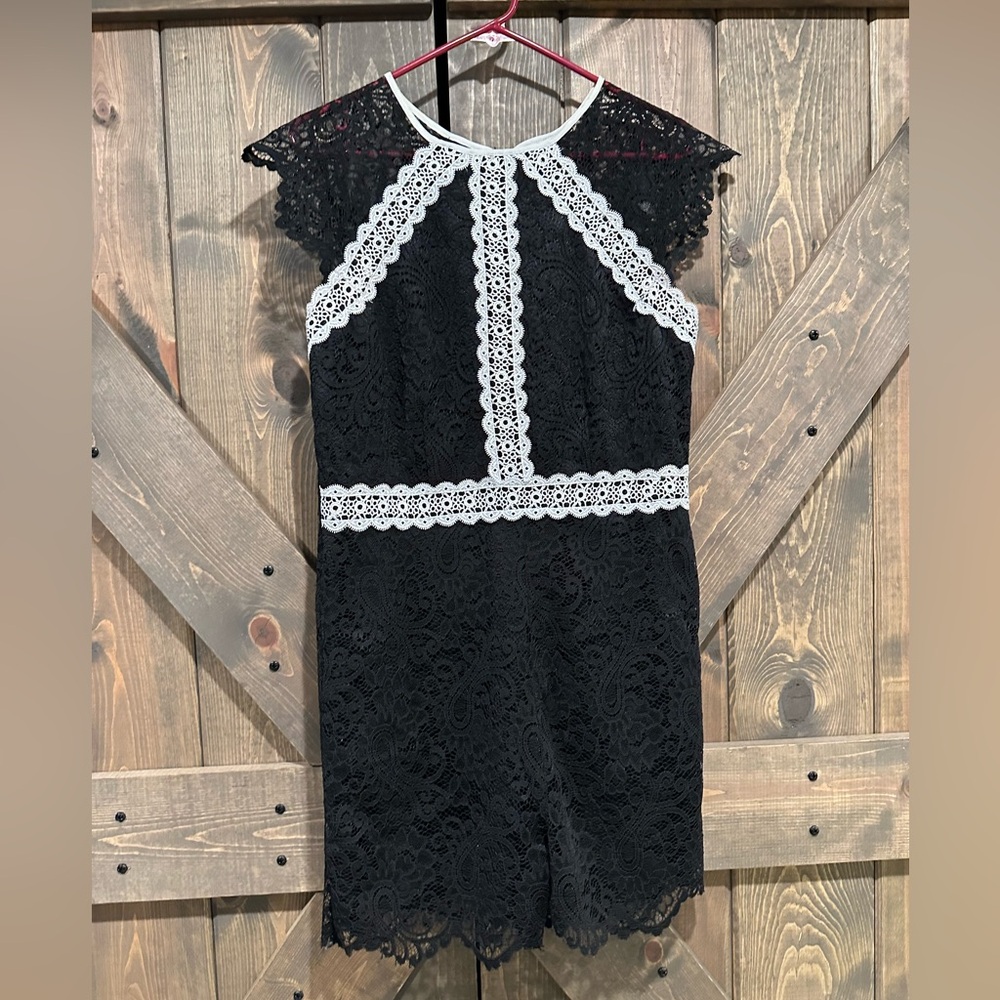 New York & Company romper medium